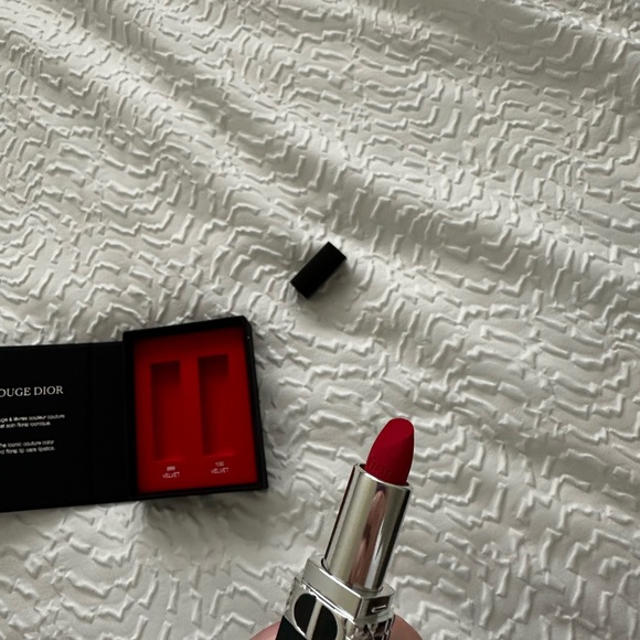 Dior Rouge Velvet 999 Lipstick - 1.5 g travel size - Picture 3 of 3